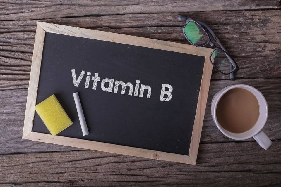 Όπως η βιταμίνη Β1, έτσι και οι βιταμίνες Β6 και Β12 συμβάλλουν στην καλή λειτουργία του οργανισμού μας.