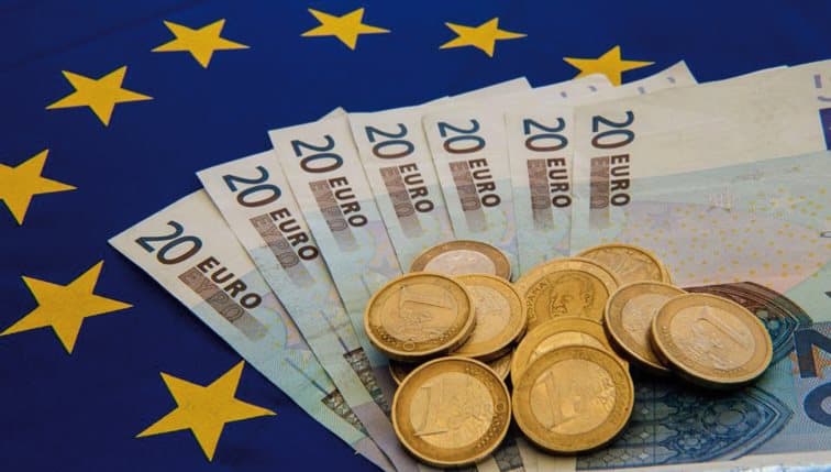 Η Ελλάδα έλαβε εχθές από το Eurogroup την επικύρωση της δυνατότητας της χώρας να έχει το ίδιο δημοσιονομικό περιθώριο με αυτό των υπολοίπων κρατών, σύμφωνα με τον υπουργό Οικονομικών κ. Χρήστο Σταϊκούρα.