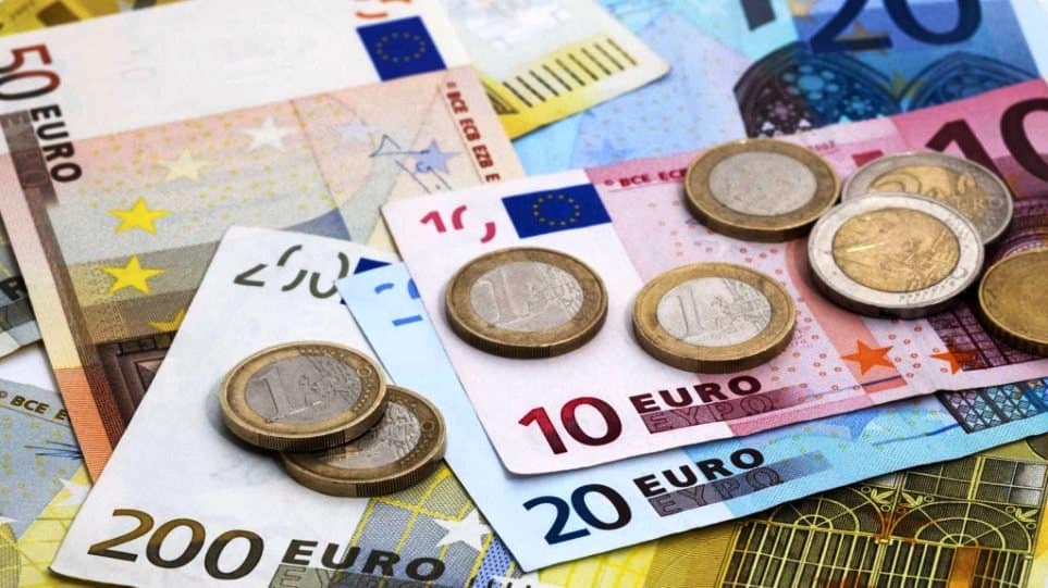 Τα Χαρτονομίσματα Μολύνονται πιο Εύκολα σε Σχέση με τα Κέρματα