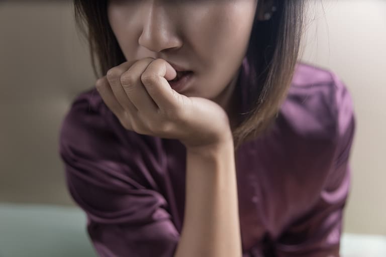 Τα Υψηλά Επίπεδα της Ορμόνης του Στρες Κορτιζόλης και ο Αυξημένος Κίνδυνος Σοβαρής COVID-19