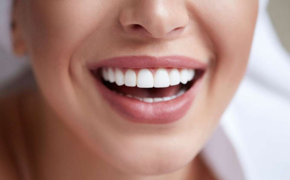 Χρήσιμες Συμβουλές για Λευκά Δόντια