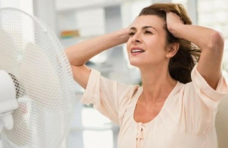 Εξάψεις – Ποιες Αιτίες Εκτός από την Εμμηνόπαυση τις Προκαλούν