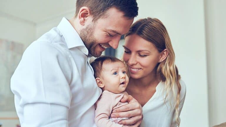 Συμβουλές στους Νέους Γονείς για το Παιδί τους
