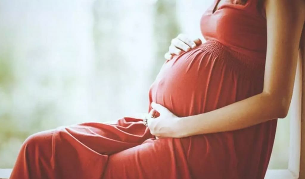 Οι Έγκυες με COVID-19 Είναι Πιθανότερο να Γεννήσουν Πρόωρα
