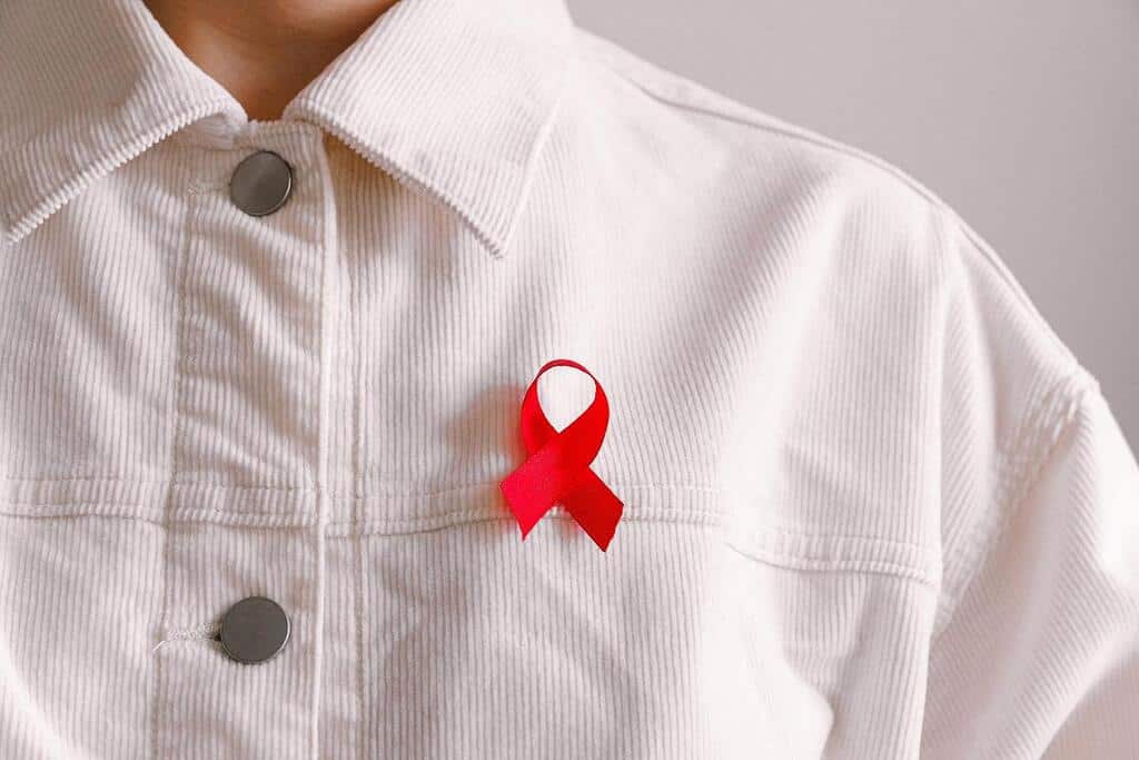 Ο Iός του AIDS και τα Συμπτώματά του