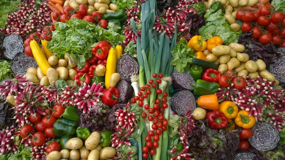 Τρόποι για να καταναλώνετε περισσότερα λαχανικά