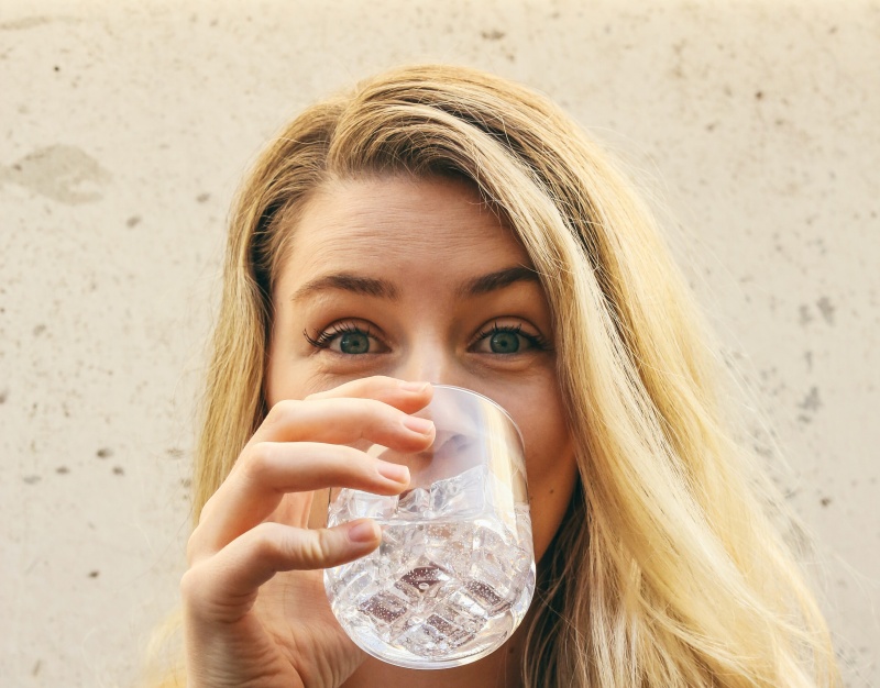 Οι λόγοι που πρέπει να πίνετε νερό