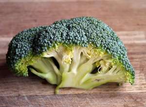 Μια διατροφή πλούσια σε σταυρανθή λαχανικά όπως το μπρόκολο μειώνει τον κίνδυνο εμφάνισης καρκίνου.