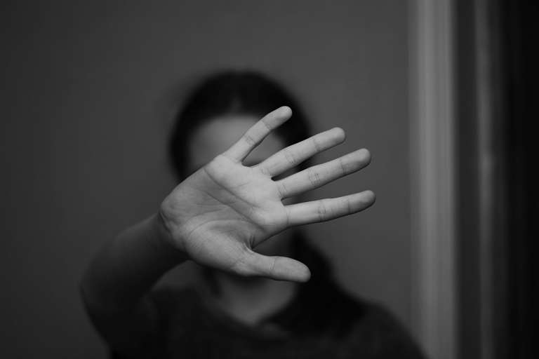 Η Κοινή Γνώμη και η Έκταση της Παρενόχλησης και της Βίας