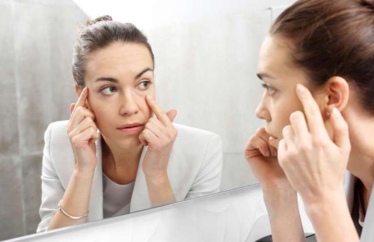 Tips για Πρησμένο Πρόσωπο το Πρωί – Video