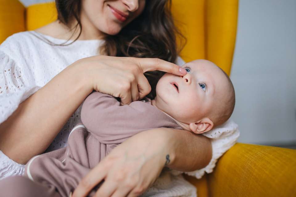 Καθαρισμός της μύτης του μωρού