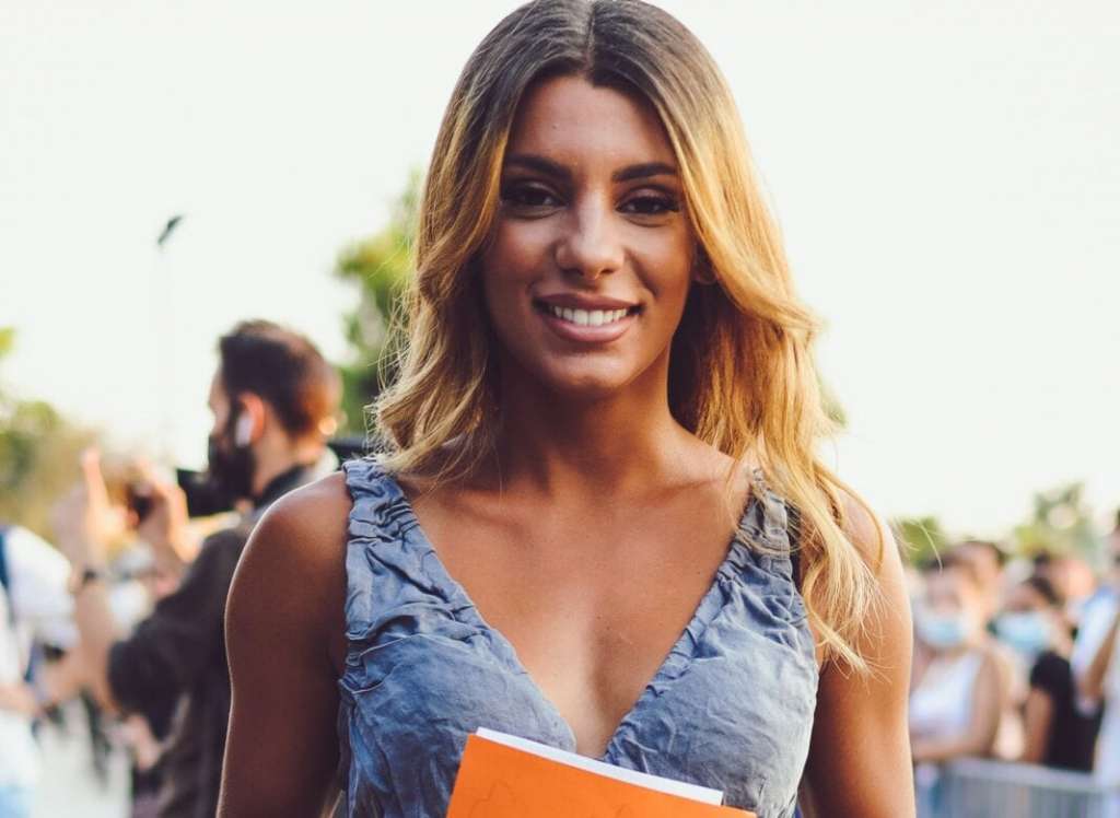 Η Μαριαλένα Ρουμελιώτη Έκανε την πιο Σέξι Εμφάνισή της Ever στην Πάρο
