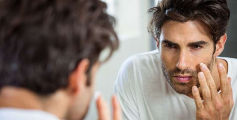 3 Tips για να Αναζωογονήσεις το Πρόσωπο από τον Ήλιο και τη Θάλασσα