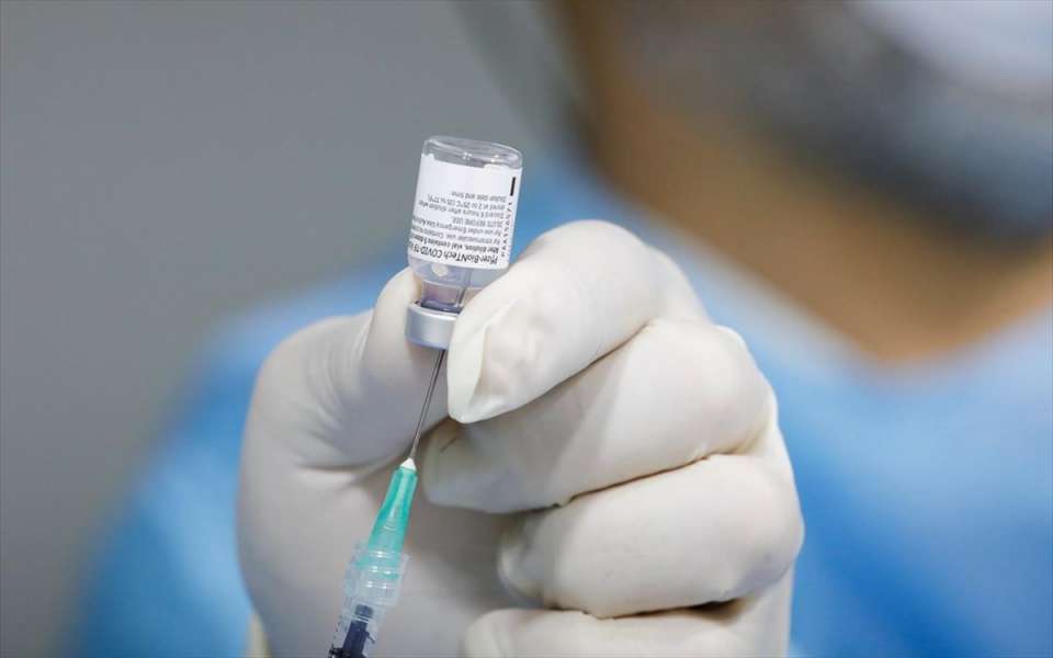 Ο Εμβολιασμός Κατά της Covid-19 και η Πιθανότητα Τρίτης Δόσης για Πλήρη Ανοσοποίηση