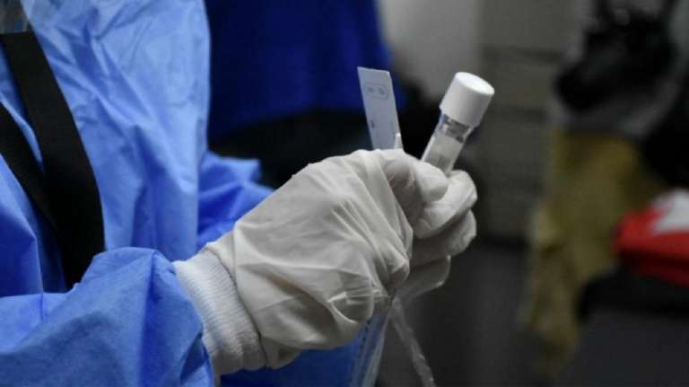 Νέο Φορητό Τεστ Αντισωμάτων Covid-19 Βγάζει Αποτέλεσμα Μόνο σε 5 Λεπτά