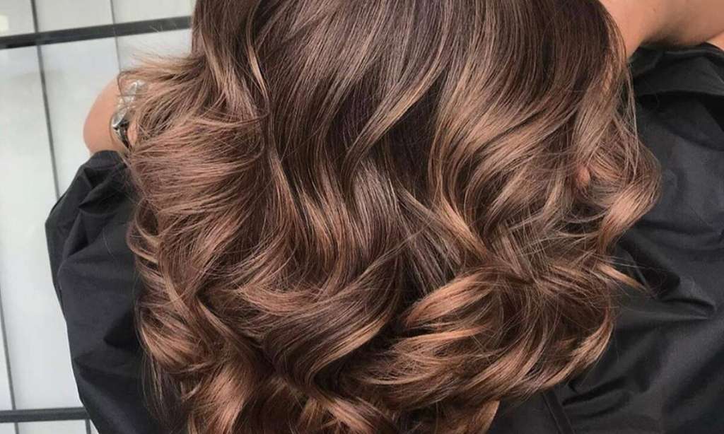 12 Hot Καστανές Αποχρώσεις Για Να Βρεις Αυτή Που Σου Ταιριάζει
