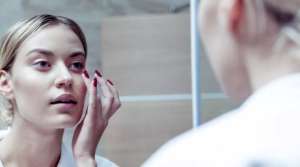 skincare πριν τον ύπνο