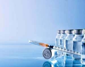 Μόνο Μετά την 3η Δόση Εμβολίου Μειώνεται το Ιικό Φορτίο της Όμικρον