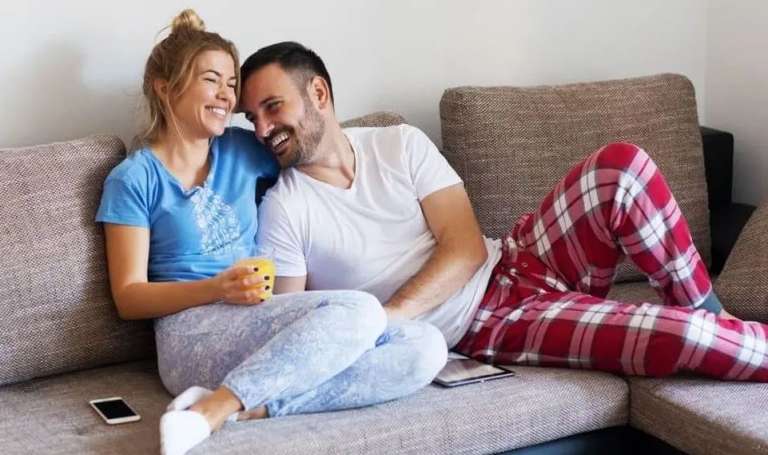 Πόσο Σύντομα Είναι Καλό να Συγκατοικήσετε;