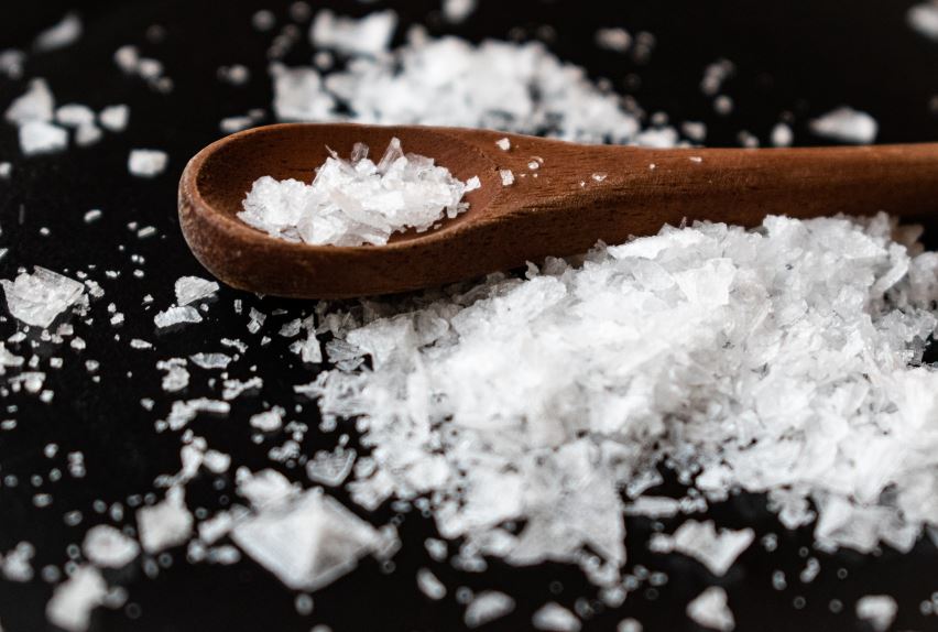 Πώς το Αλάτι Βοηθά στην Απώλεια Βάρους;