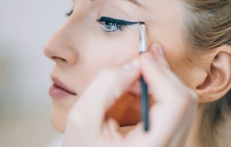 Eyeliner – Εφαρμόστε το σαν Επαγγελματίας!