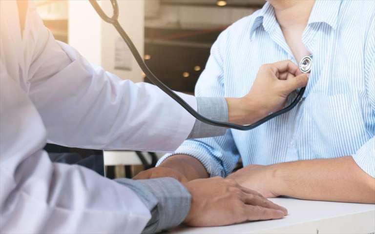 Καρδιαγγειακοί Παράγοντες Κινδύνου και Βαρύτητα Λοίμωξης COVID-19