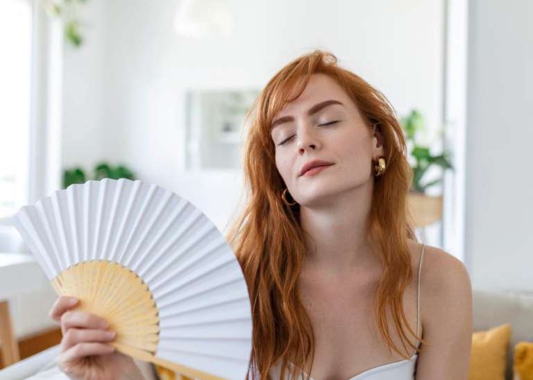 Τρόποι για να Είστε Δροσεροί στη Ζέστη