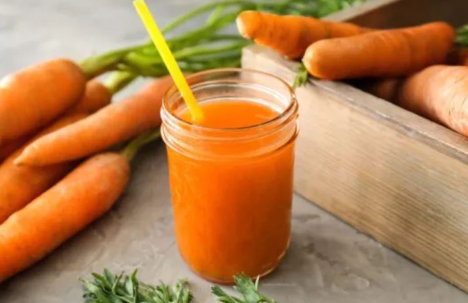 Τα καρότα είναι μια εξαιρετική πηγή πολλών θρεπτικών συστατικών, συμπεριλαμβανομένης της βιταμίνης Α και της βιταμίνης Β6.