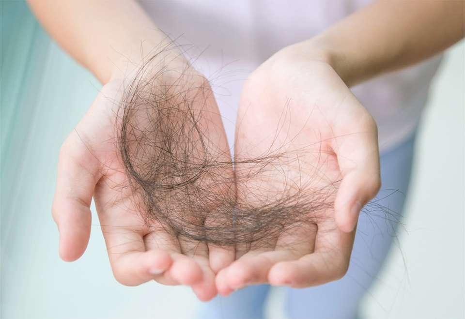 Εποχική Τριχόπτωση - 6 Συμβουλές για Υγιή και Λαμπερά Μαλλιά