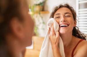 Βάλσαμο Λεμονιού για Λαμπερό Δέρμα