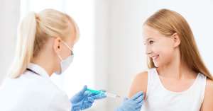 Ιατροί της Ιατρικής Σχολής του Εθνικού και Καποδιστριακού Πανεπιστημίου συνοψίζουν δεδομένα δημοσίευσης της Neurology για τα οφέλη του εμβολιασμού έναντι της γρίπης