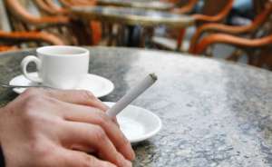 βήχας τσιγάρο