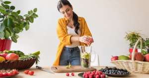 Το παραδοσιακό Πασχαλινό φαγοπότι περιλαμβάνει φαγητά και γλυκά πλούσια σε θερμίδες και λιπαρά που μπορούν να προκαλέσουν διαταραχές στο πεπτικό σύστημα