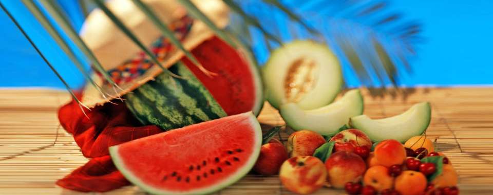 Με προστατευτική δράση για καρδιά, αντικαρκινικές και αντιγηραντικές ιδιότητες, τα κόκκινα φρούτα είναι κορυφαία αντιοξειδωτικά με οφέλη στον οργανισμό μας