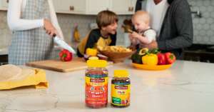 Τα παιδικά συμπληρώματα διατροφής αυξάνονται και σκευάσματα πλούσια σε βιταμίνες, μέταλλα και ιχνοστοιχεία διατίθενται για κάλυψη όλων των παιδικών αναγκών