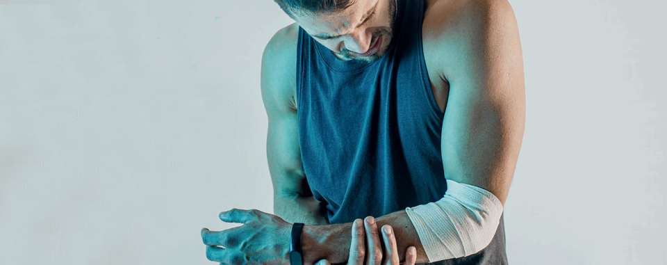Η φυσιοθεραπεία είναι πολύ συχνή μέθοδος για την αποκατάταση των αθλητικών τραυματισμών, αλλά μπορεί να ακολουθείται σε συστηματική περίοδο