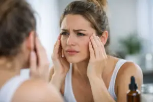 Πώς επηρεάζει το στρες το δέρμα;