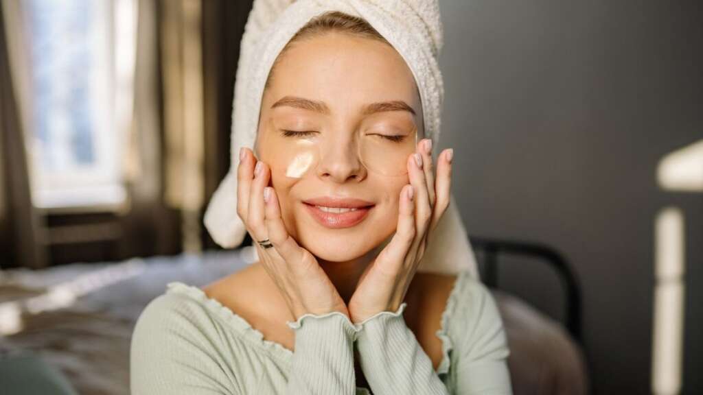 Σε τι ηλικία ξεκινάμε το skincare; Μια φαρμακευτική προσέγγιση ανά στάδιο ζωής
